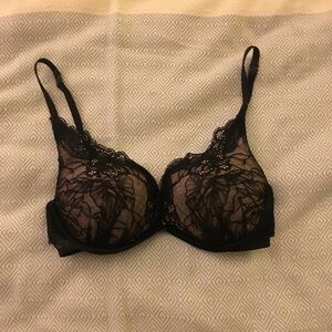 Victoria's Secret Push Up Plunge Convertible bra